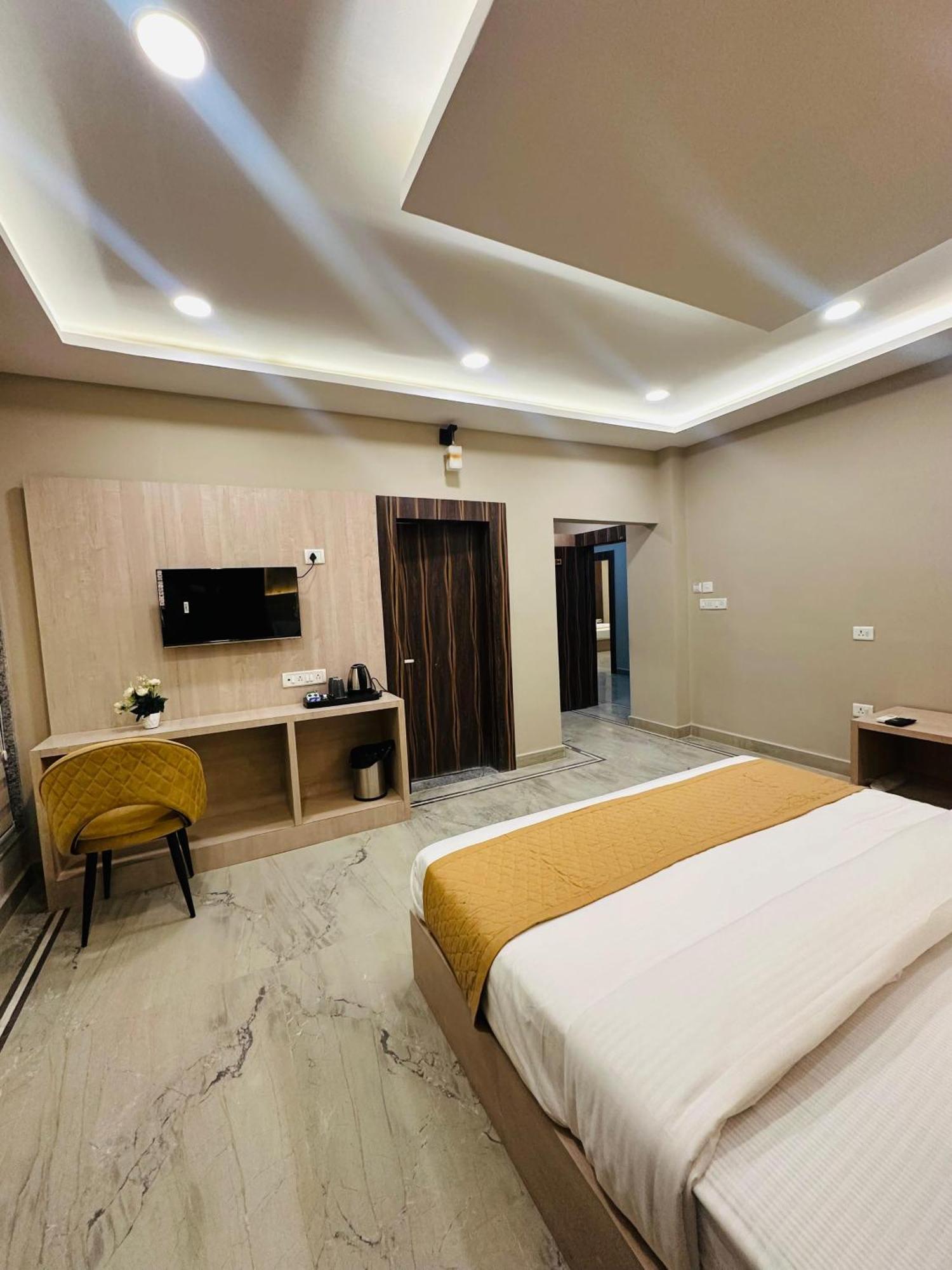 Hotel The Grand Agastya Kaohni Ngoại thất bức ảnh